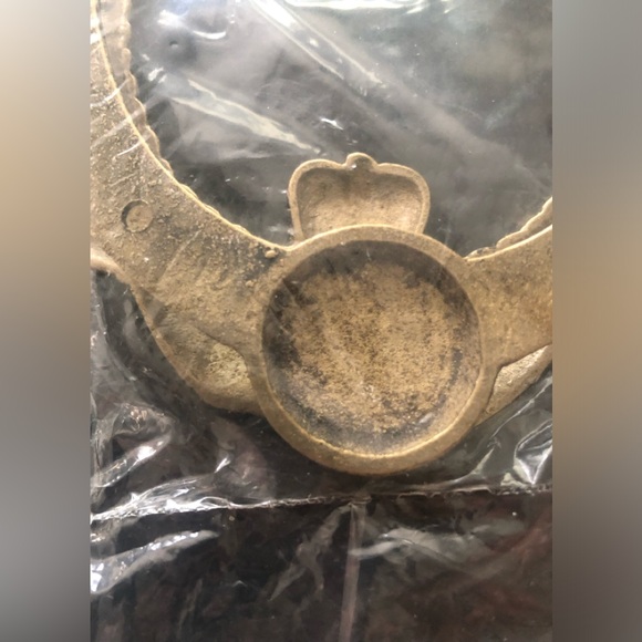 Brand new Claddagh Door Knocker - Picture 3 of 7